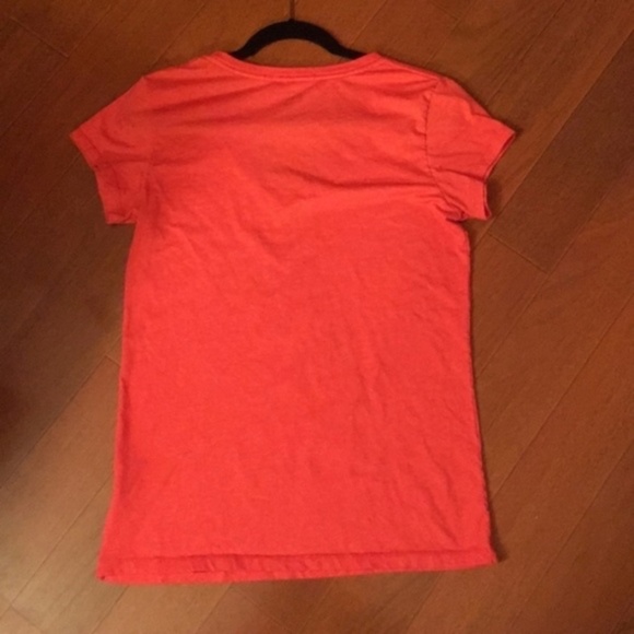 Like New Disney Mickey Mouse T Shirt Size XL - Picture 4 of 10